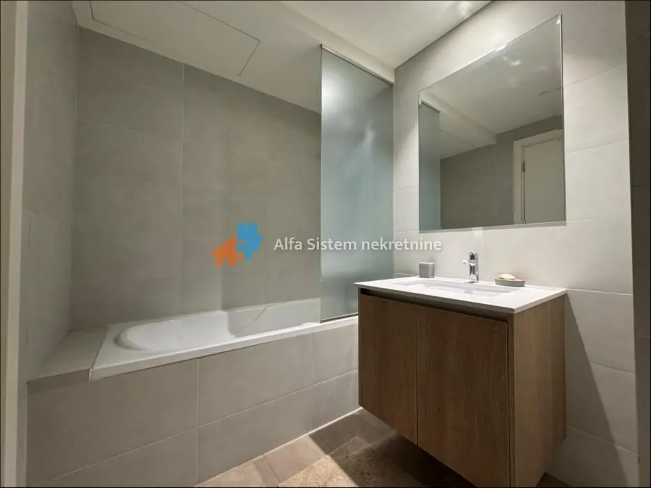 Rent, two bedroom apartment, 56m², Savski Venac, Beograd