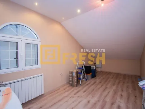 Rent, house, 140m², Dahna, Podgorica - image 20