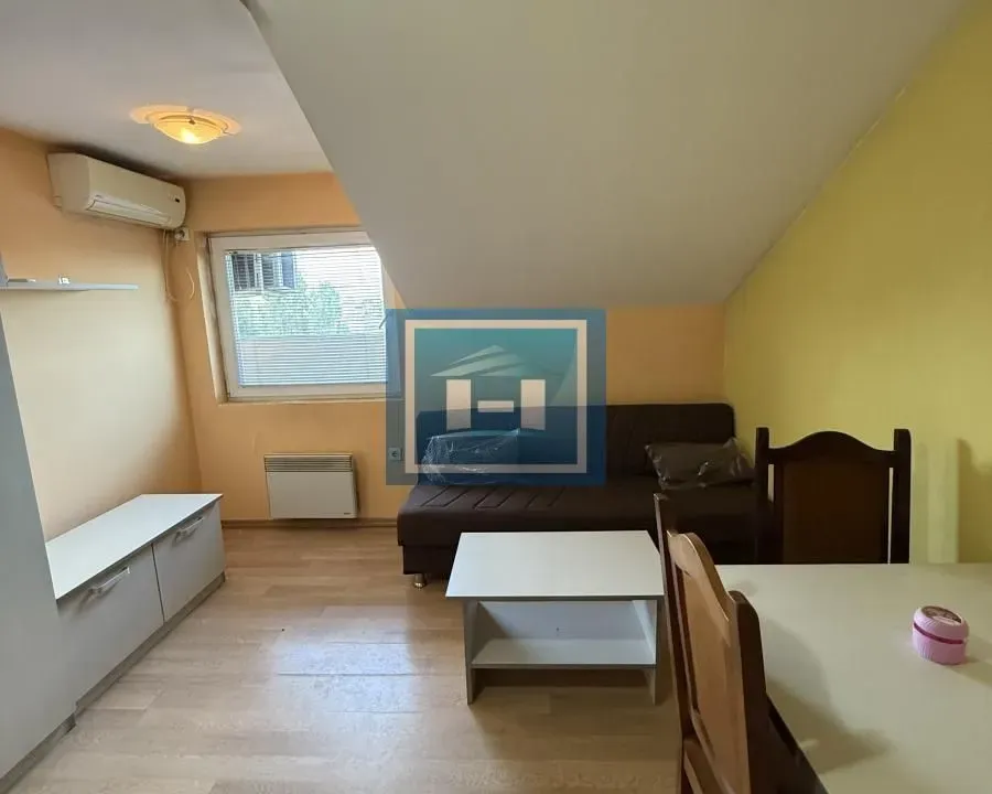 Izdavanje, jednosoban stan, 28m², Centar, Jagodina