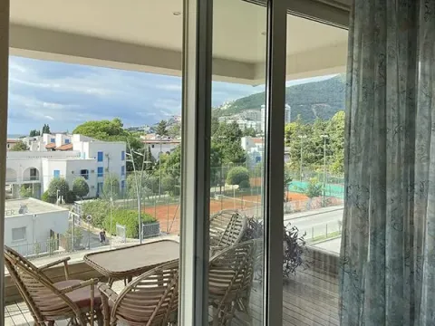 Sale, apartment, 105m², Bulevar, Budva - image 2