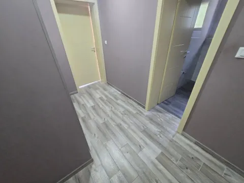 Prodaja, jednosoban stan, 44m², Centar, Herceg Novi - image 4