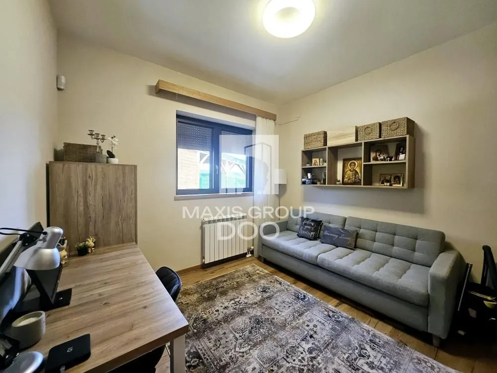 Prodaja, kuća, 173m², Mala Ivanča, Sopot