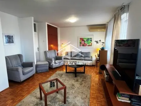 Stan in Novi Beograd Sve Podlokacije