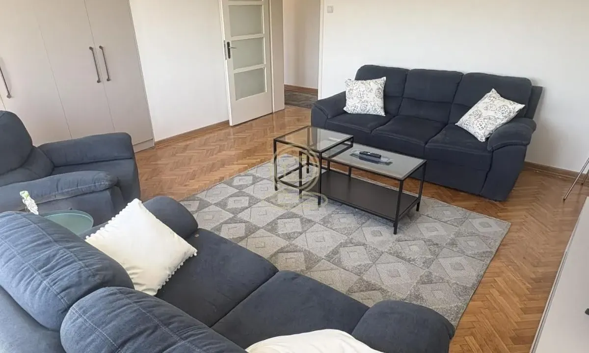 Rent, three bedroom apartment, 80m², Vračar Sve Podlokacije, Beograd