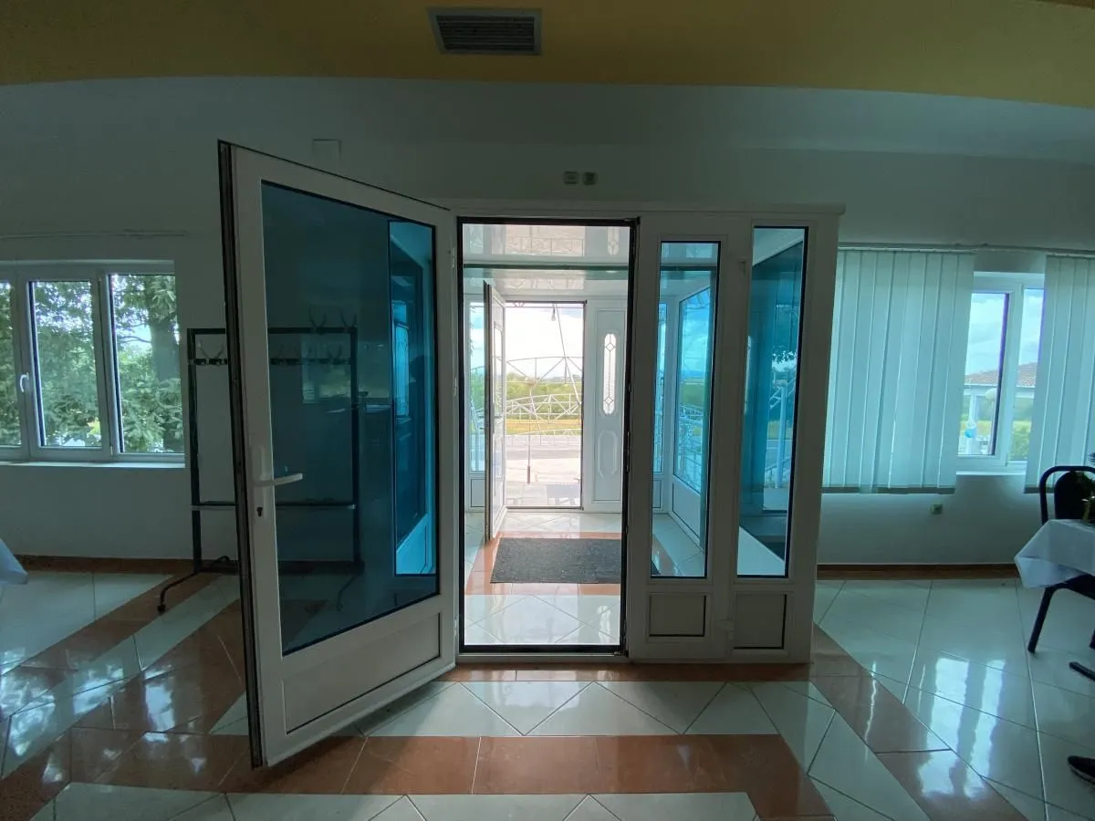 Rent, office space, 800m², Despotovac, Srbija