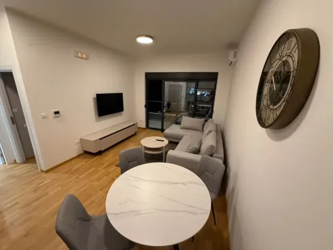 Izdavanje, jednosoban stan, 43m², Donja Gorica, Podgorica - image 6