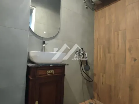 Izdavanje, trosoban stan, 80m², Podbara, Novi Sad Sve Podlokacije - image 8