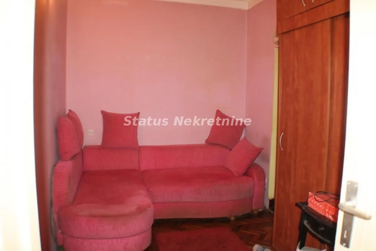 Prodaja, trosoban stan, 70m², Stari grad, Novi Sad