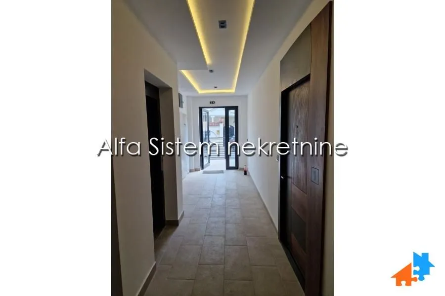 Rent, four bedroom apartment, 144m², Voždovac Sve Podlokacije, Beograd