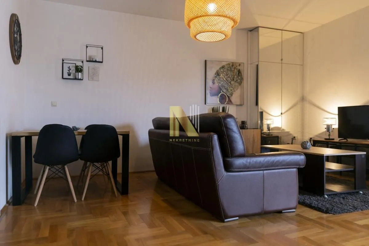 Izdavanje, dvosoban stan, 47m², Bulevar Oslobodjenja, Novi Sad Sve Podlokacije