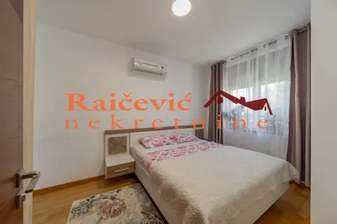 Prodaja, trosoban stan, 87m², Zvezdara Sve Podlokacije, Beograd - image 10