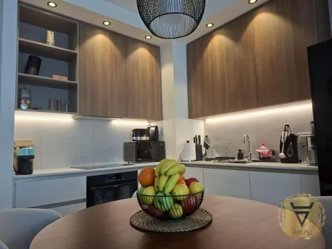 Izdavanje, dvosoban stan, 61m², Savski Venac, Beograd - image 2