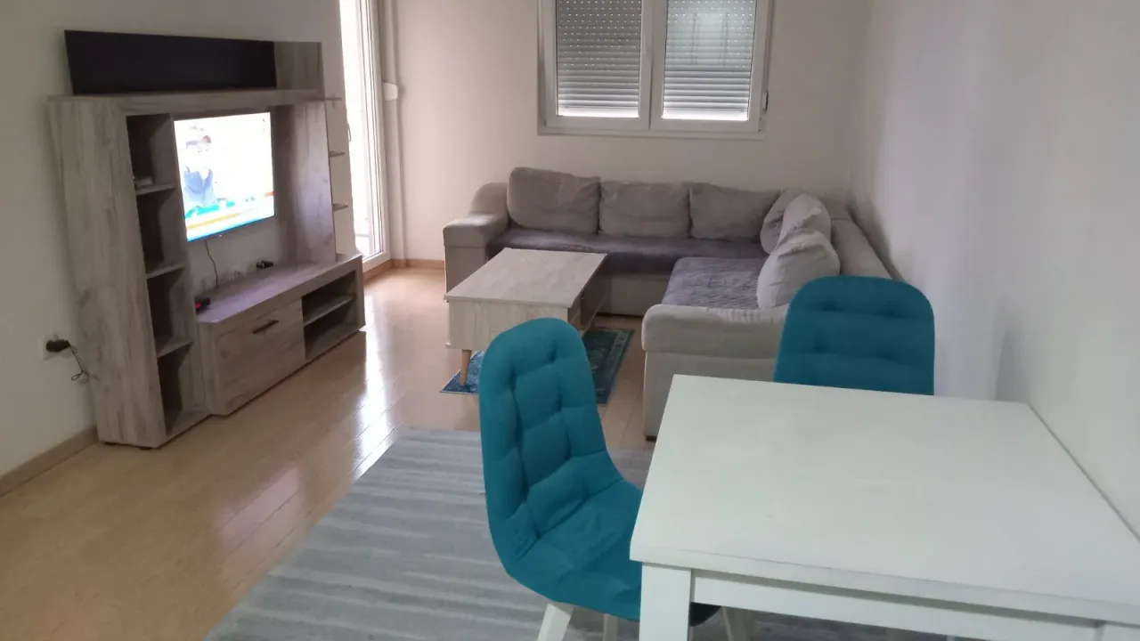 Izdavanje, jednosoban stan, 45m², City Kvart, Podgorica