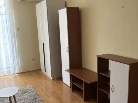Izdavanje, garsonjera, 31m², Rotkvarija, Novi Sad Sve Podlokacije - image 5