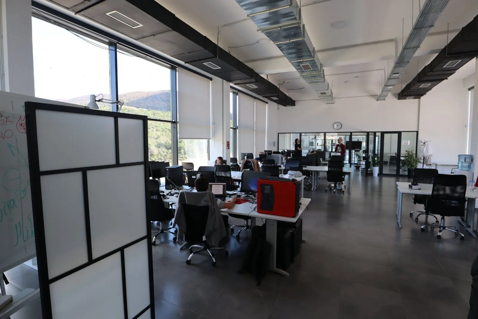 Sale, office space, 1200m², Hladna Uvala, Bar