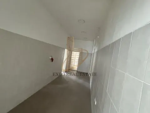 Izdavanje, poslovni prostor, 180m², Autokomanda, Voždovac Sve Podlokacije - image 10