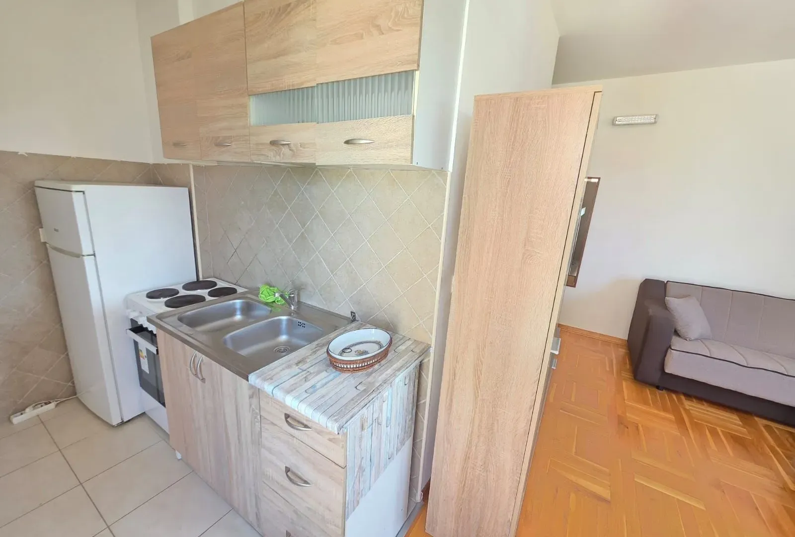 Rent, studio apartment, 27m², Zabjelo, Podgorica