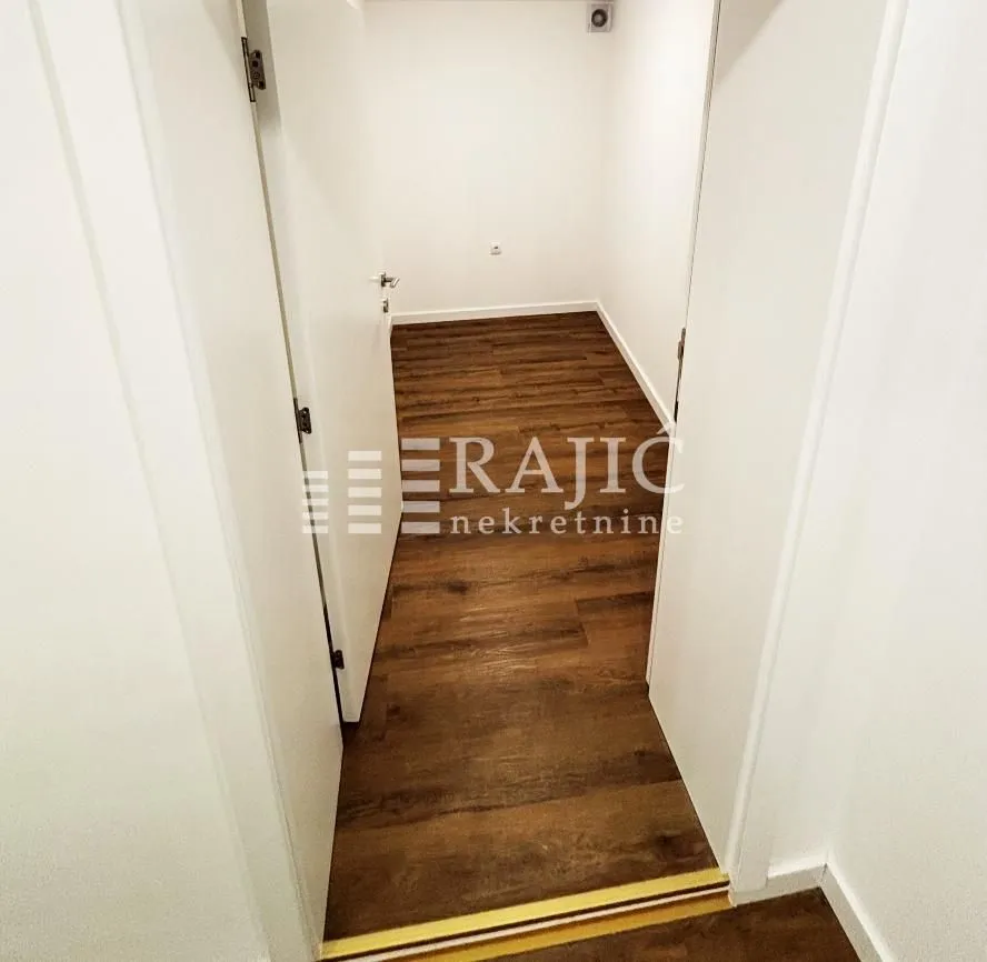 Rent, two bedroom apartment, 55m², Kosančićev Venac, Beograd