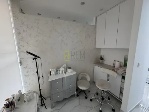 Sale, office space, 42m², Dalmatinska ulica, Podgorica - image 7