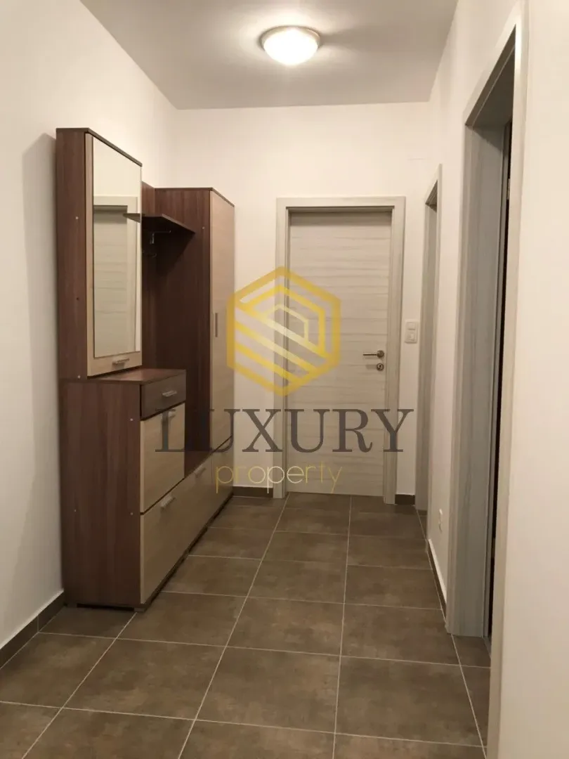 Izdavanje, dvosoban stan, 71m², Ljubović, Podgorica