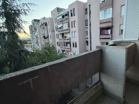 Prodaja, dvosoban stan, 76m², Blok 6, Podgorica - image 19