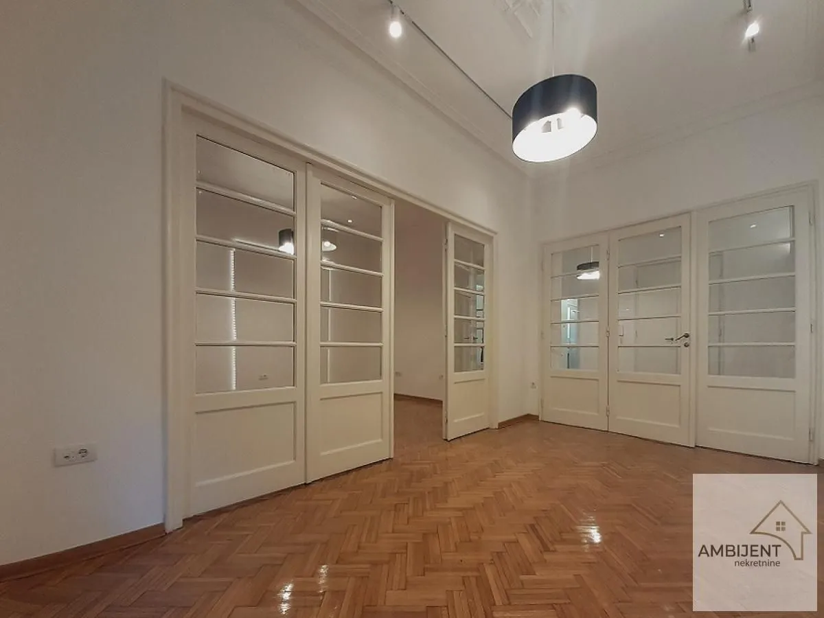 Rent, office space, 83m², Vračar Hram, Vračar Sve Podlokacije