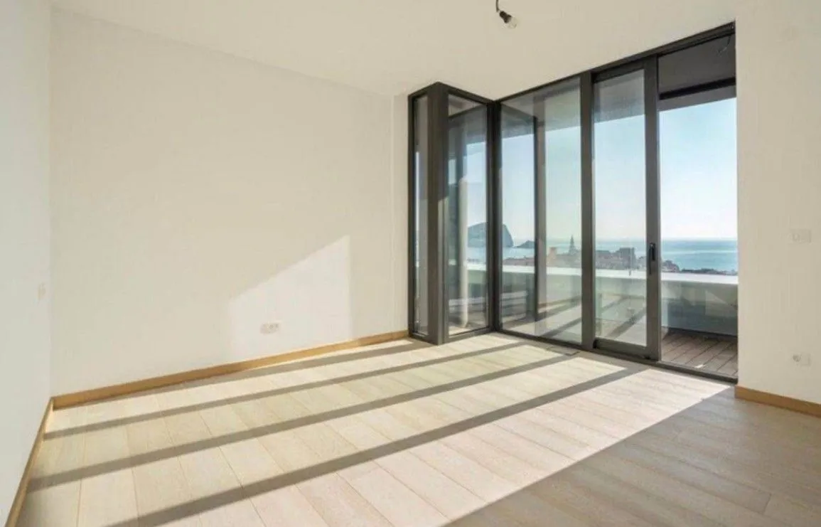 Sale, three bedroom apartment, 270m², Centar, Budva