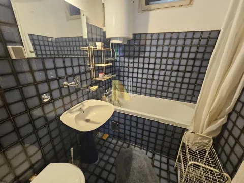 Izdavanje, dvosoban stan, 58m², Centar, Novi Sad - image 10