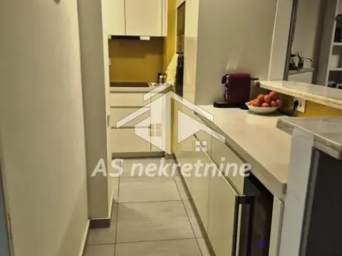 Rent, three bedroom apartment, 85m², Vračar Hram, Vračar Sve Podlokacije - image 7