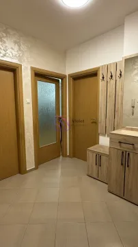 Rent, two bedroom apartment, 65m², Tuški Put, Podgorica - image 25