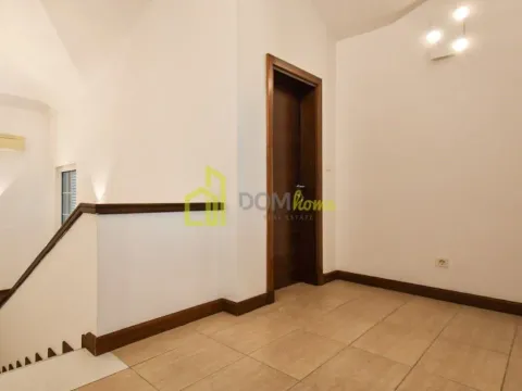 Sale, house, 230m², Mareza, Podgorica - image 33