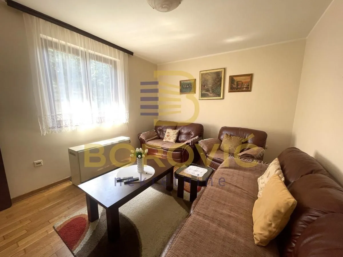 Rent, house, 80m², Surčin, Beograd