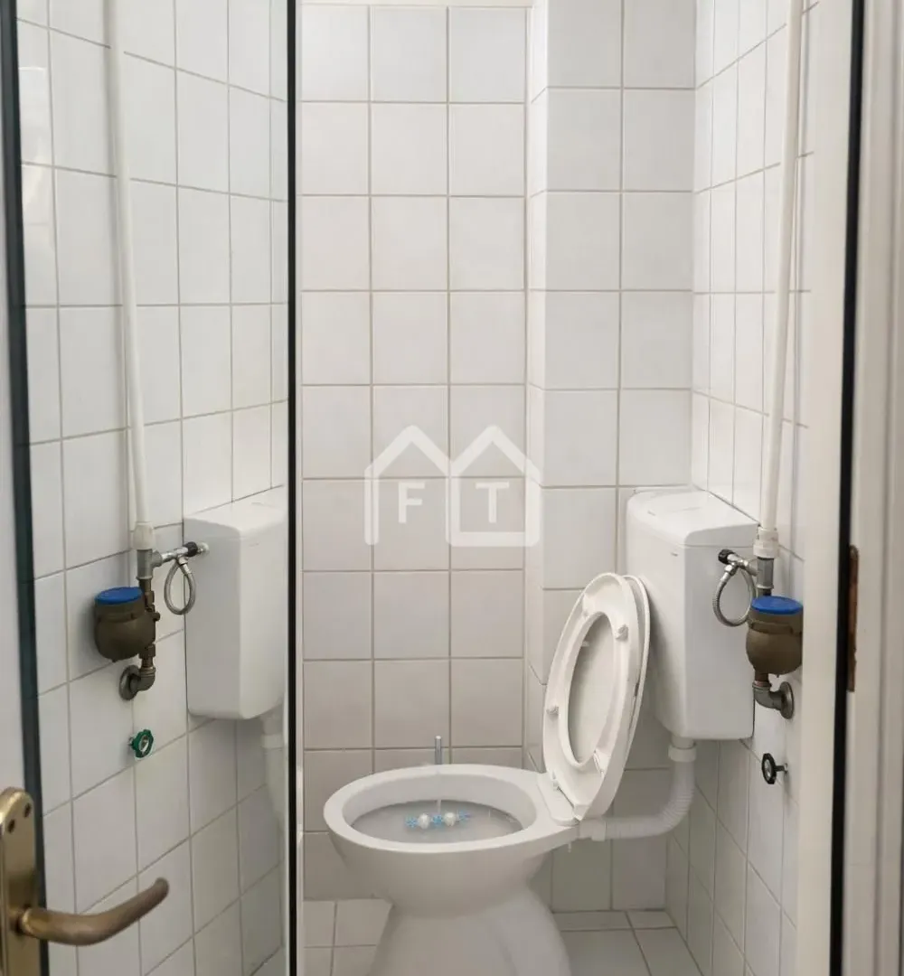 Rent, office space, 106m², Stari Merkator, Novi Beograd Sve Podlokacije