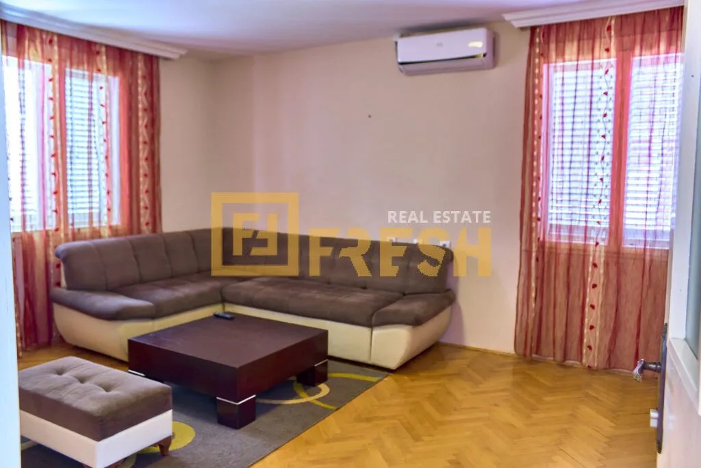 Izdavanje, dvosoban stan, 90m², Tološi, Podgorica