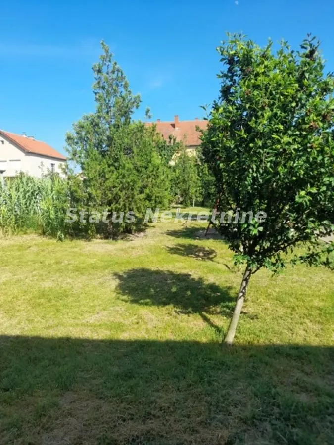 Prodaja, kuća, 875m², Kać, Novi Sad Sve Podlokacije