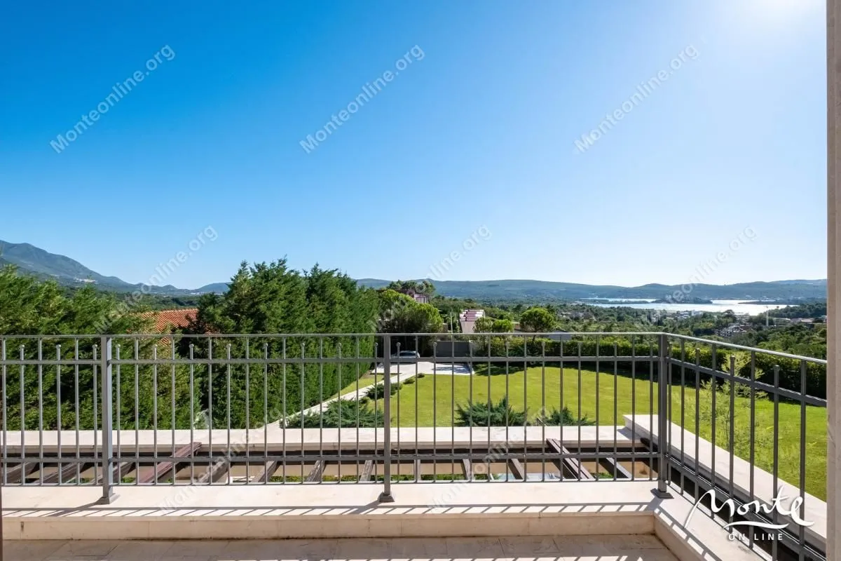 Prodaja, kuća, 560m², Tivat, Crna Gora