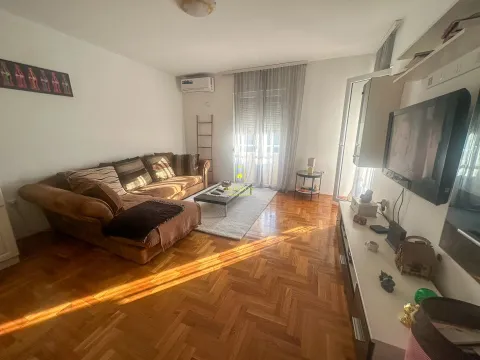 Prodaja, jednosoban stan, 60m², Zagorič, Podgorica - image 2