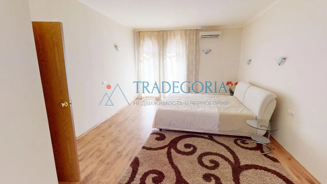 Prodaja, kuća, 217m², Zeleni, Rožaje