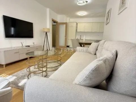 Rent, one bedroom apartment, 50m², City Kvart, Podgorica - image 4