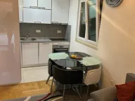 Izdavanje, dvosoban stan, 55m², Centar, Tivat - image 4