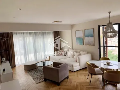 Izdavanje, trosoban stan, 75m², Stari Grad, Beograd - image 2