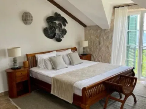 Stan-na-dan, kuća, 400m², Pobori, Budva - image 2