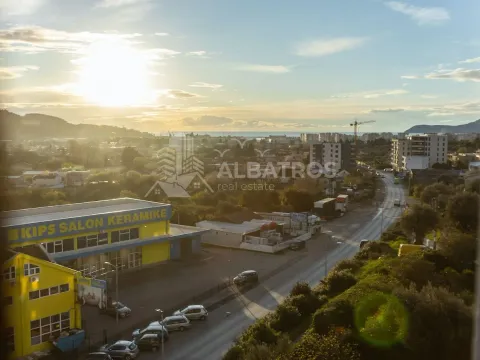 Rent, two bedroom apartment, 70m², Bar, Crna Gora - image 11