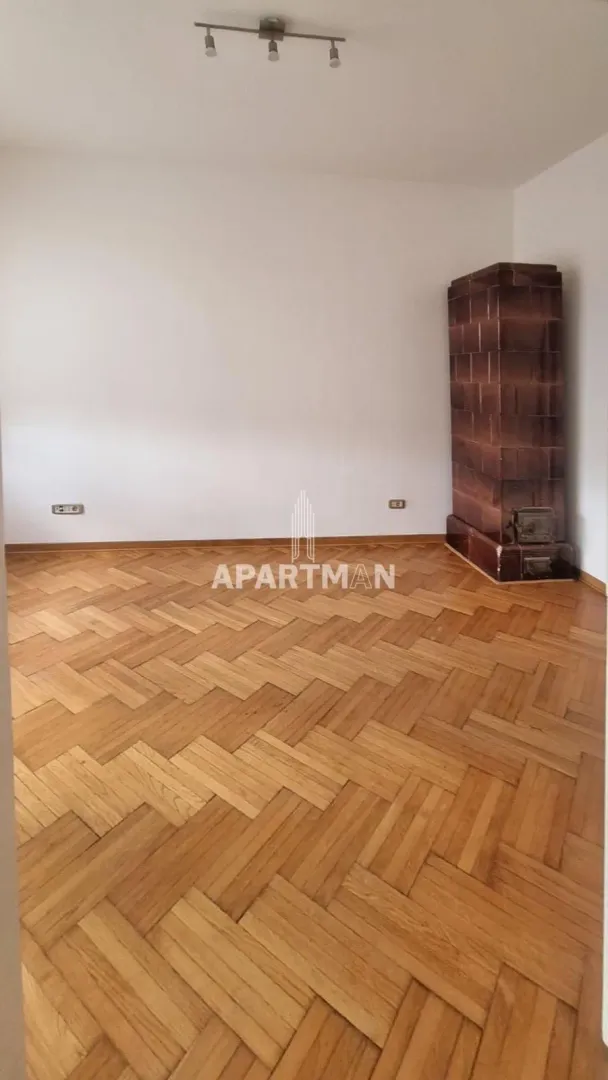 Izdavanje, četvorosoban stan, 90m², Stari Grad, Beograd