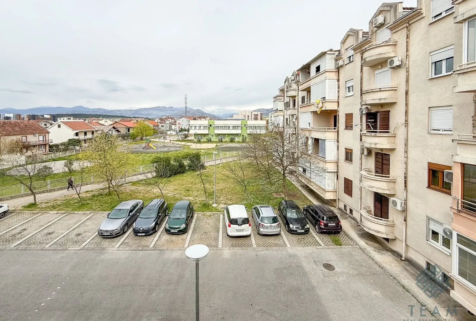 Prodaja, dvosoban stan, 76m², Stari Aerodrom, Podgorica