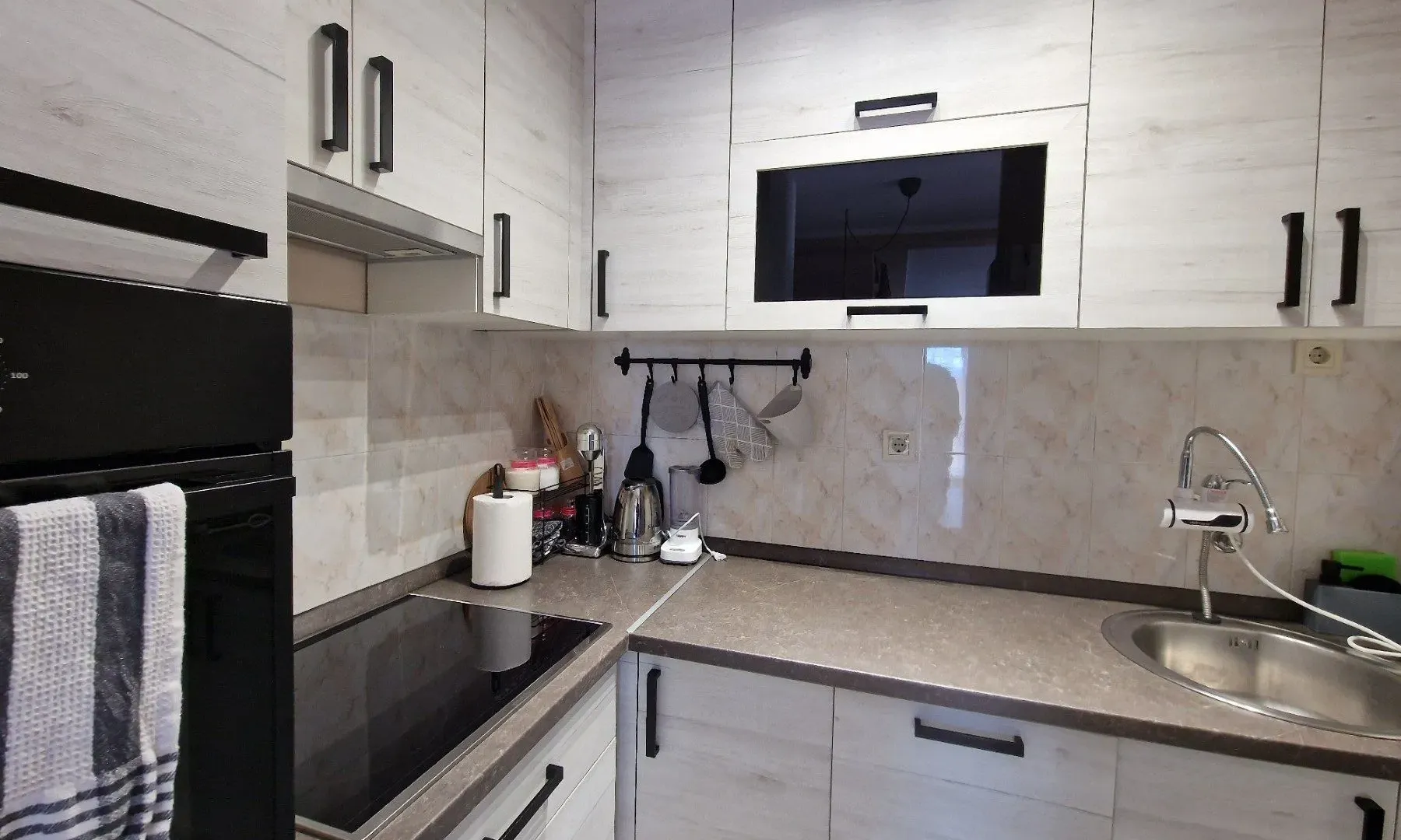 Rent, three bedroom apartment, 105m², Tivat, Crna Gora