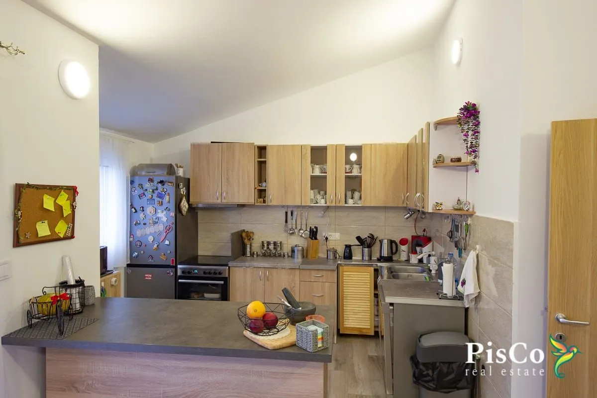 Prodaja, kuća, 200m², Donja Gorica, Podgorica