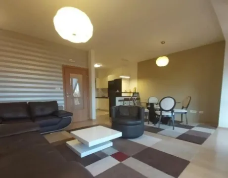 Izdavanje, dvosoban stan, 90m², Centar, Podgorica - image 3