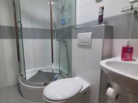 Izdavanje, dvosoban stan, 78m², City Kvart, Podgorica - image 10