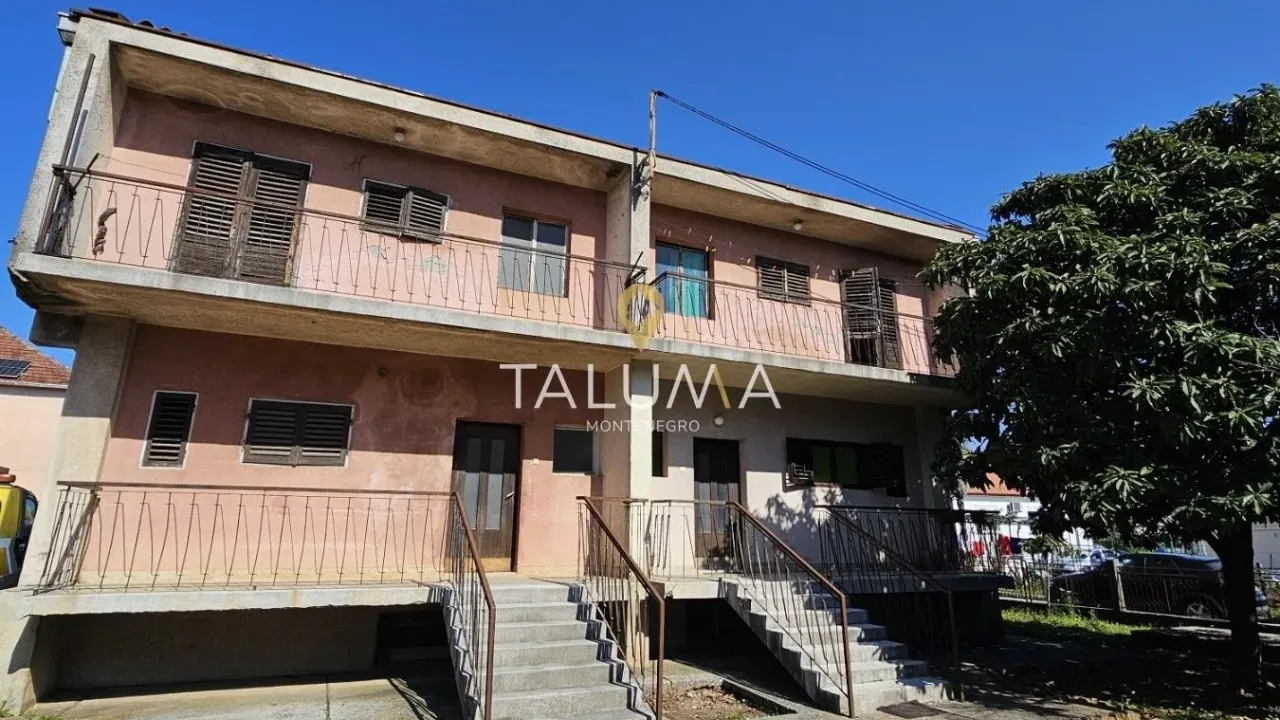 Sale, house, 300m², Masline, Podgorica